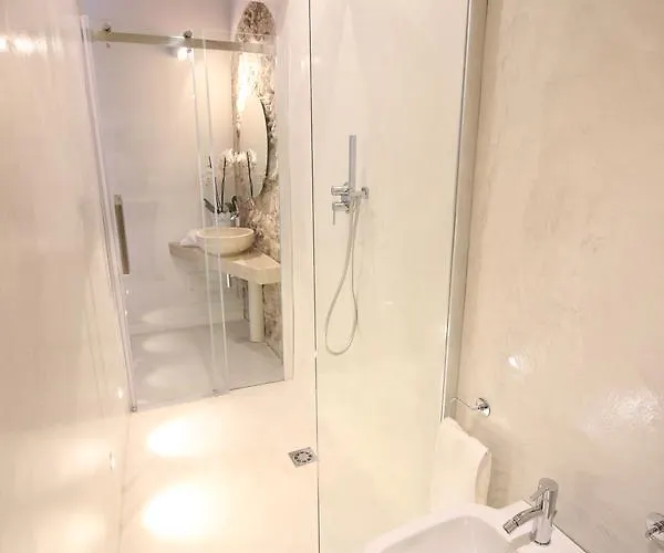 I Soffitti Dimora Esclusiva 4* Тропея