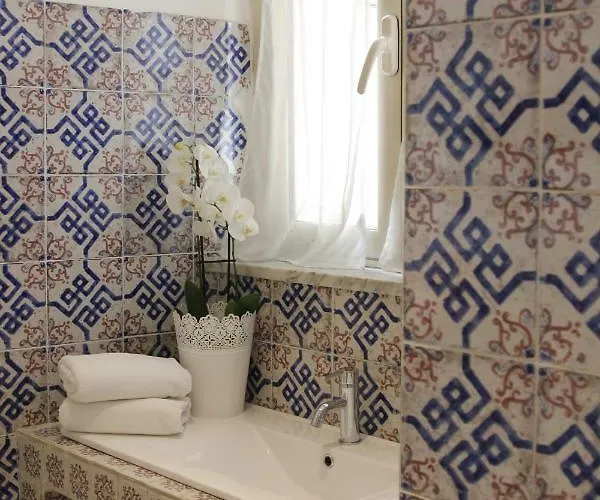 I Soffitti Dimora Esclusiva 4* Тропея